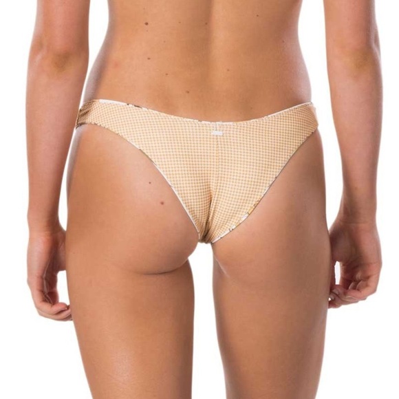 Rip Curl Tan and Floral Bikini Set - Picture 10 of 16